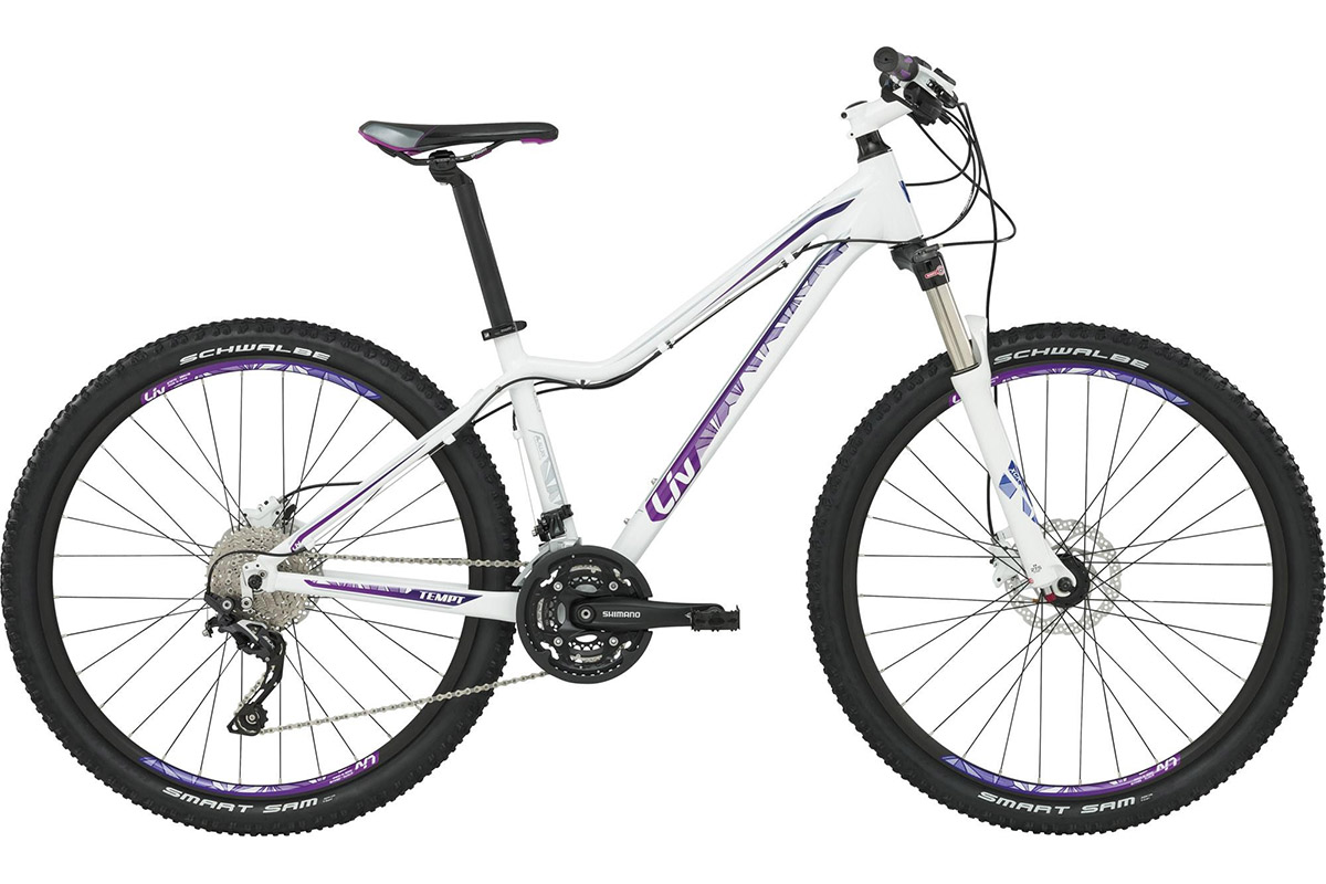 Велосипед Giant Tempt 2 LTD (2016) белый 18 Велосипед Giant Tempt 2 LTD (2016) белый 18СПОРТИВНЫЕ<br><br><br>бренд: GIANT<br>год: 2016<br>рама: Алюминий (Alloy)<br>вилка: Амортизационная (воздух)<br>блокировка амортизатора: Да<br>диаметр колес: 27,5 (650B)<br>тормоза: Дисковые гидравлические<br>уровень оборудования: Профессиональный<br>количество скоростей: 30<br>Цвет: белый<br>Размер: 18