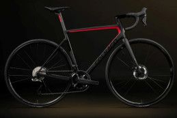 Шоссейный велосипед COLNAGO V3 Disc 105 12v R900 MKBR