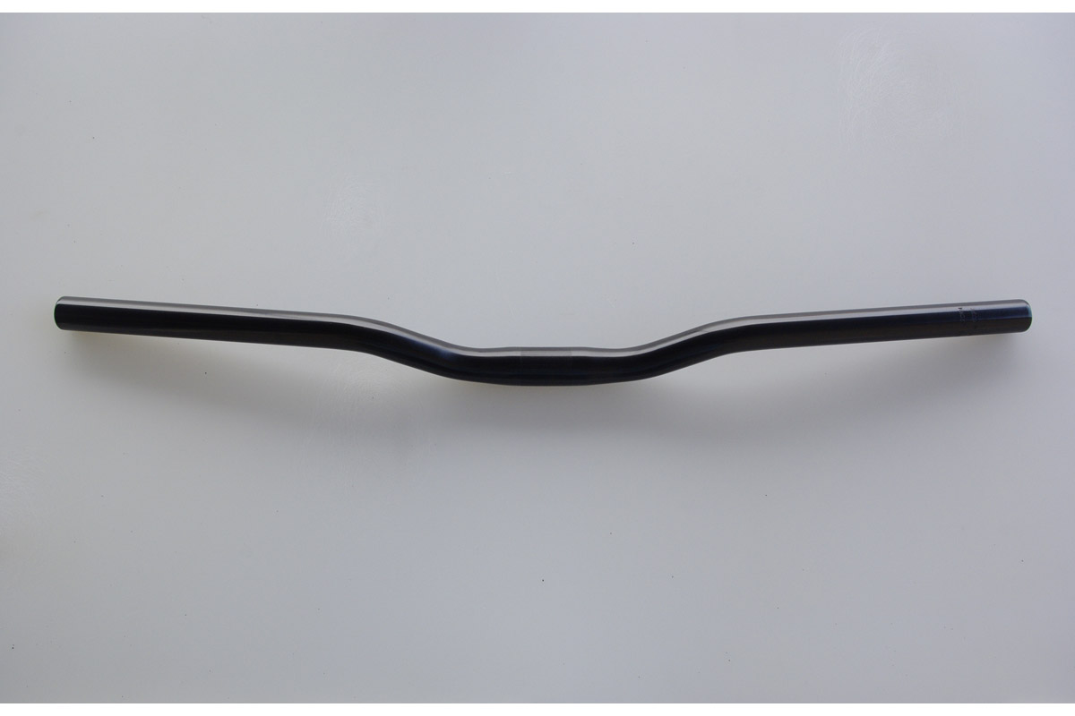 Руль KALLOY HBRB11, алюм., L-620mm, 25,4mm